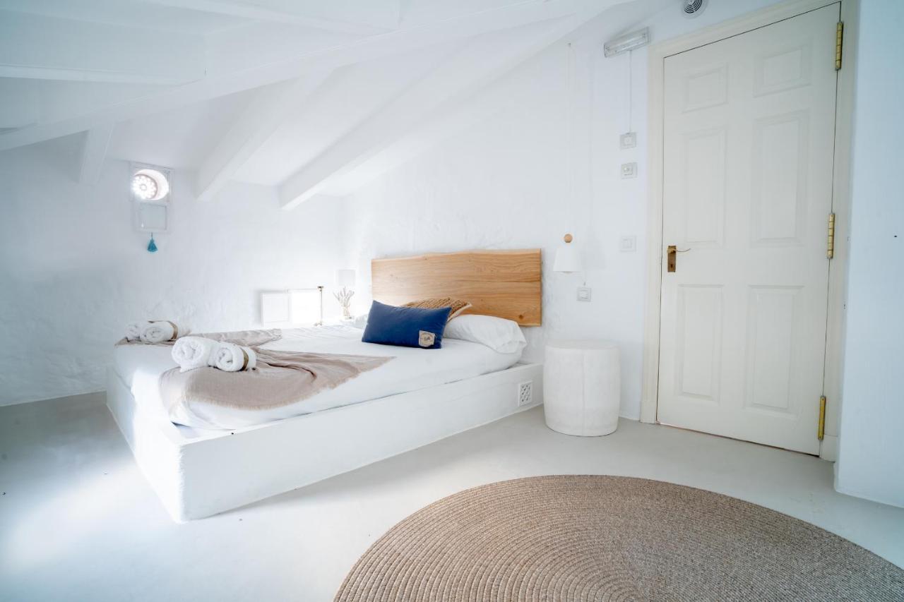 971 Hotel Con Encanto Ciutadella  Room photo
